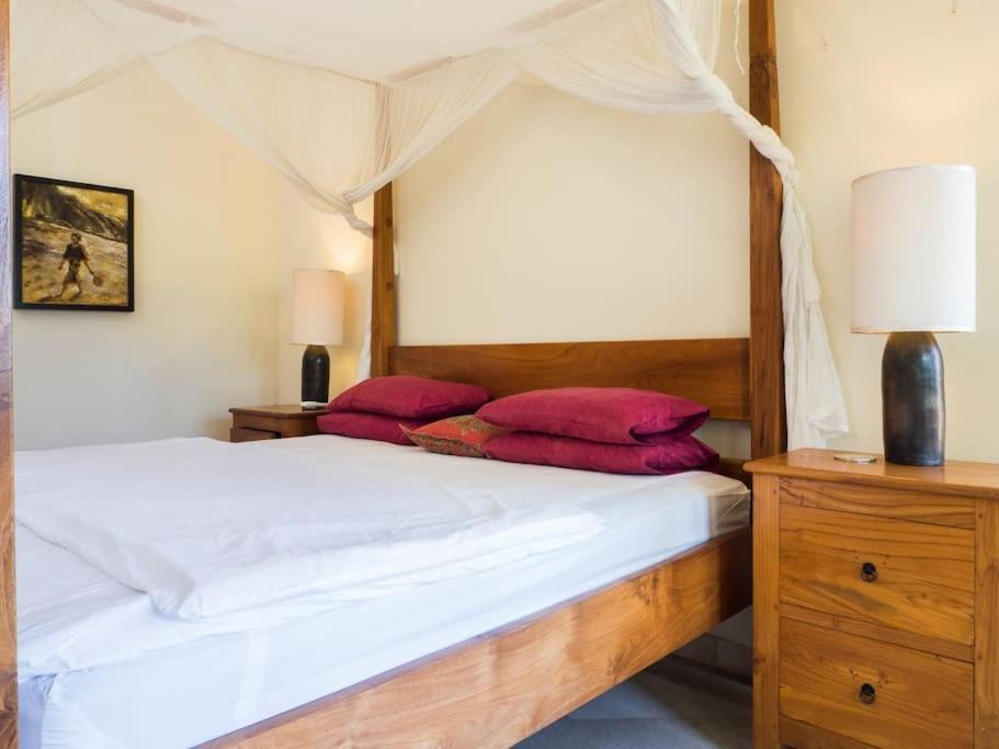 Villa 7, Secret Garden, Kerandangan, Near Senggigi 马塔兰 外观 照片