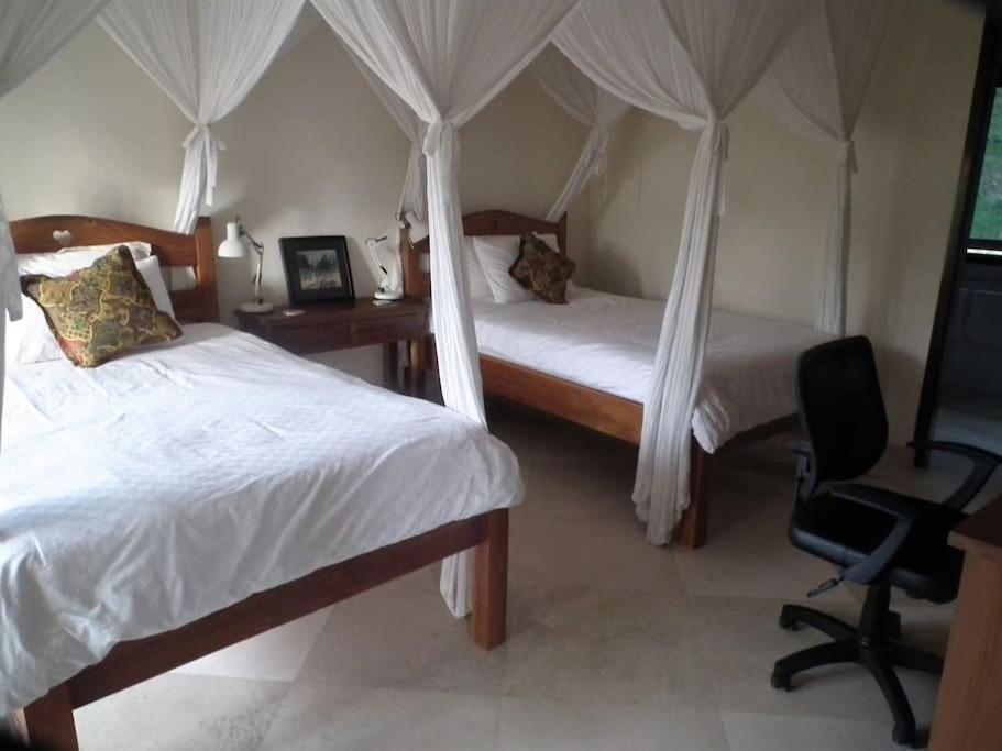 Villa 7, Secret Garden, Kerandangan, Near Senggigi 马塔兰 外观 照片
